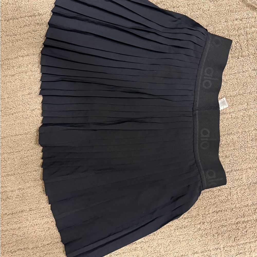 ALO Yoga Black Pleated Women's Skirt